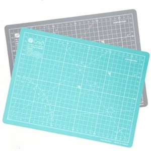 OBUSTRONNA MATA DO CIĘCIA SAMOREGENERUJĄCA A4 22X30CM